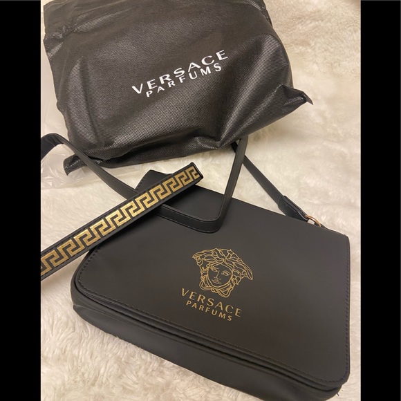 New Versace parfums vegan leather crossbody bag - Picture 3 of 9